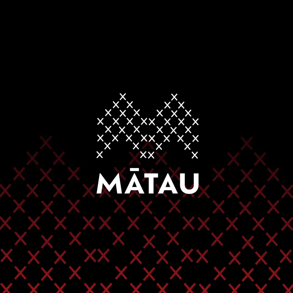 Matau banner square